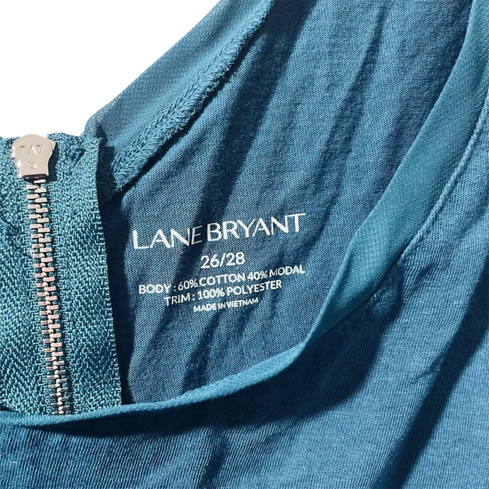 Lane Bryant Women’s Plus Size 26/28 Blue Sleeveless Ruffle Hem Tank Top Blouse